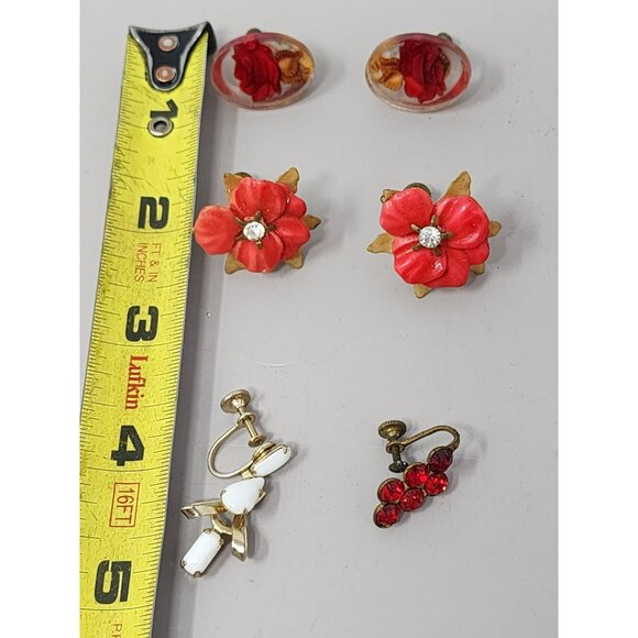 Vintage Screw On Earrings Lucite Rose Celluloid Flower Milk Glass‎ Red Glass - Picture 6 of 6